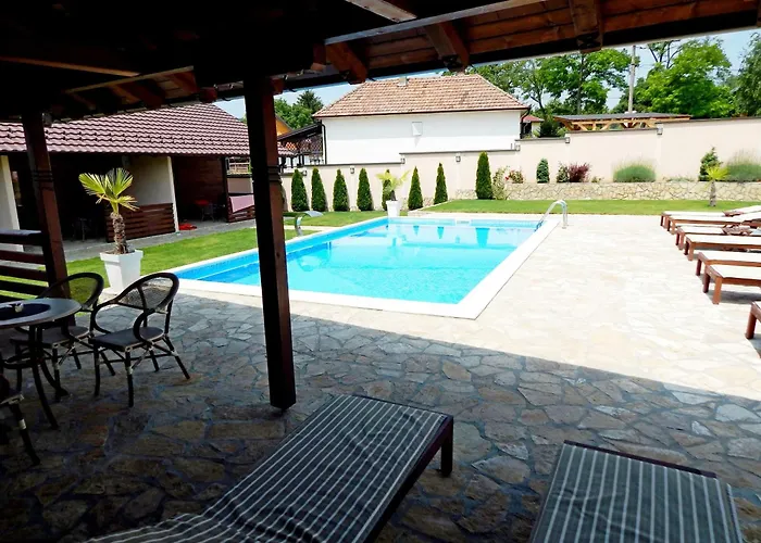 Aqualux Apartments