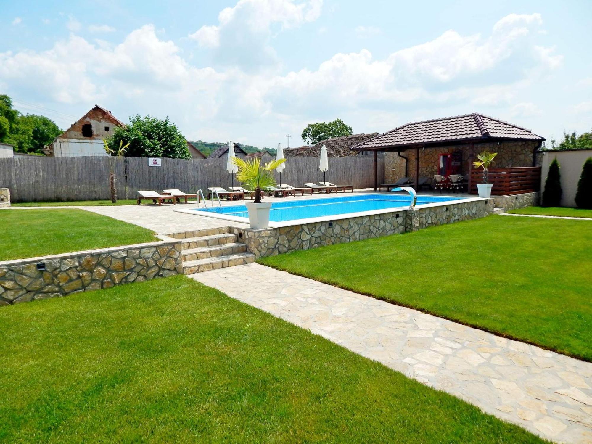 Apartment Aqualux Vrdnik
